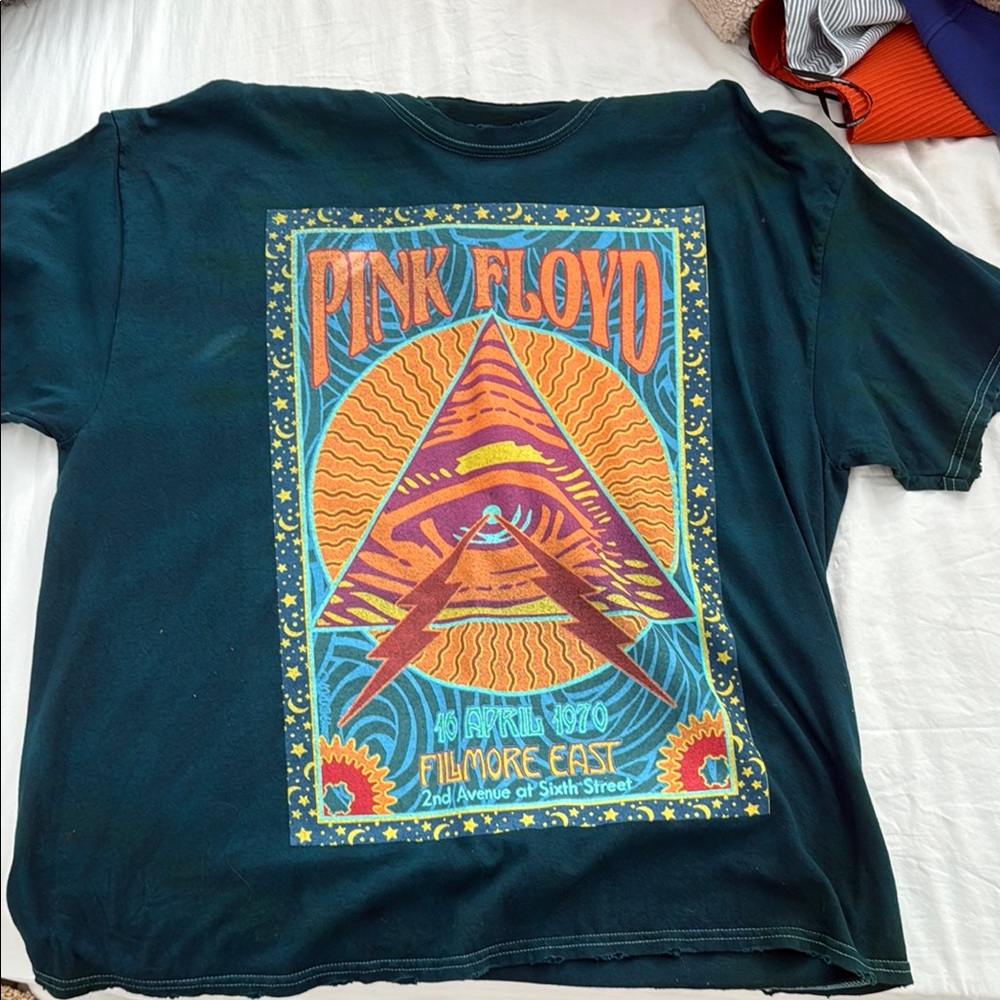 Pink Floyd Graphic T-Shirt